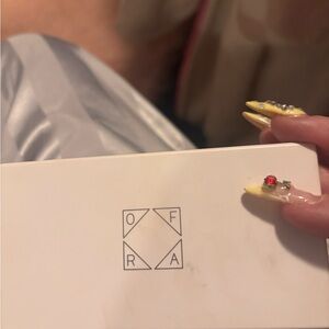 OFRA Bush/Highlighter Palette